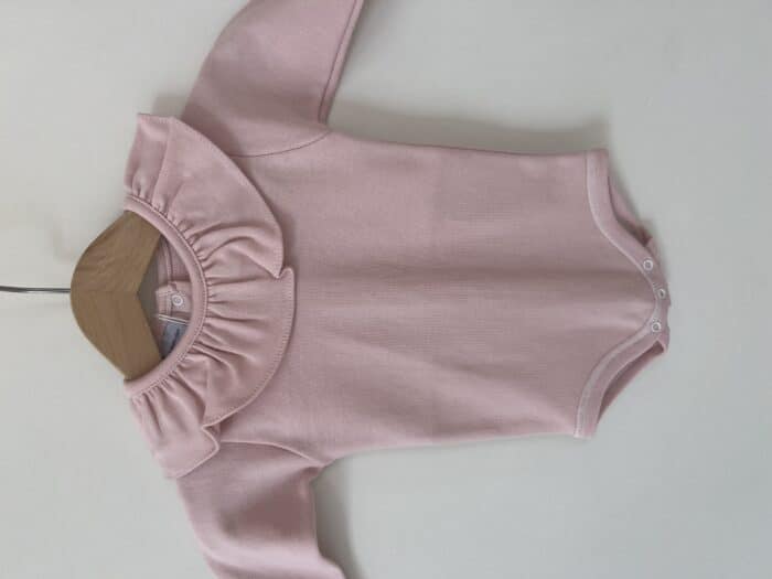 Babidu basis romper met grote roezel kraag oudroze
