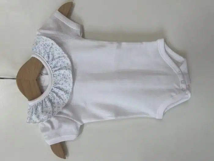 SALE Babidu romper met kraagje wit/bloem