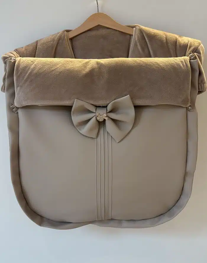 Uzturre maxicosi zak met strik beige